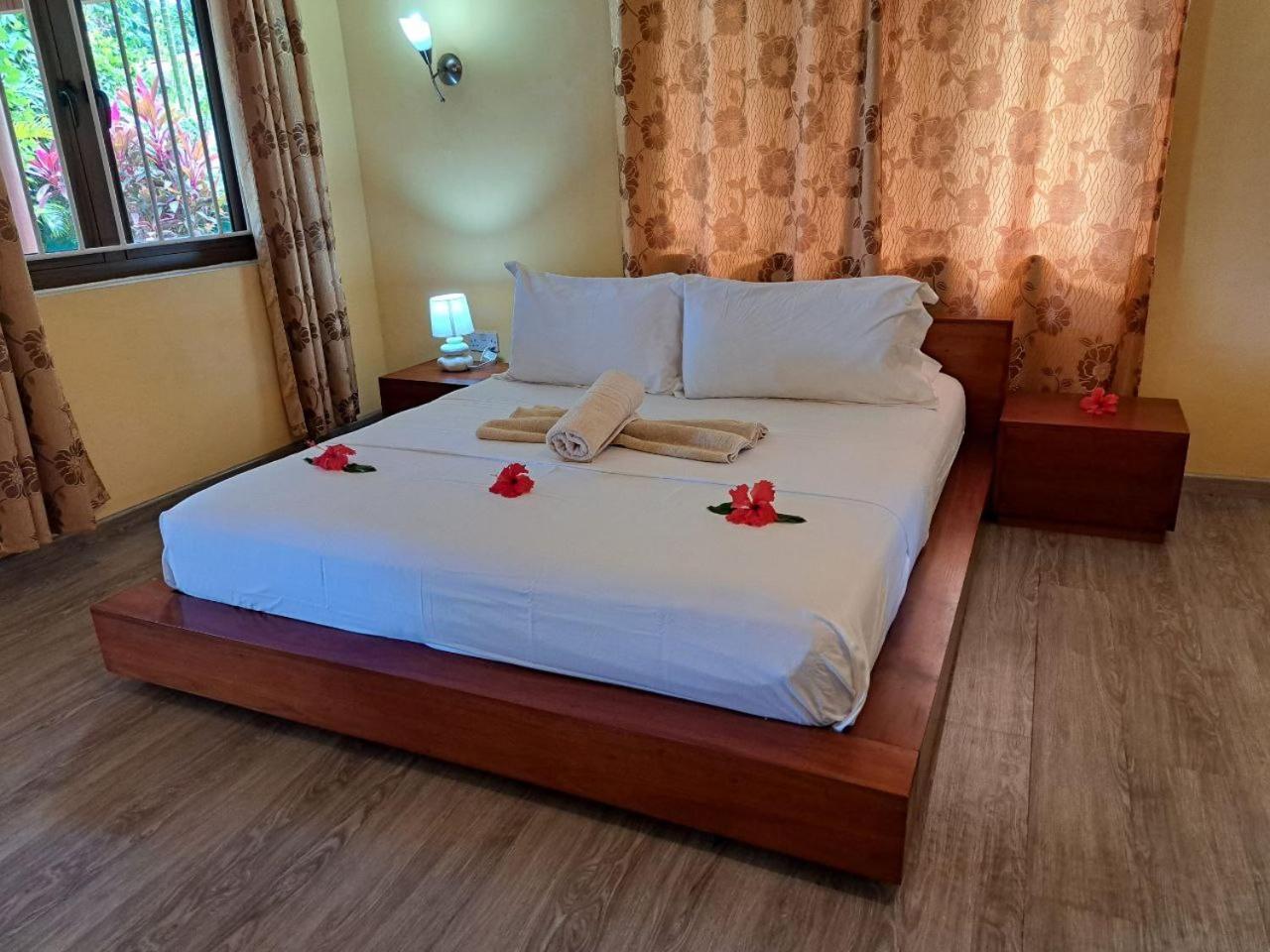Georgina'S Cottage Beau Vallon  Exterior foto