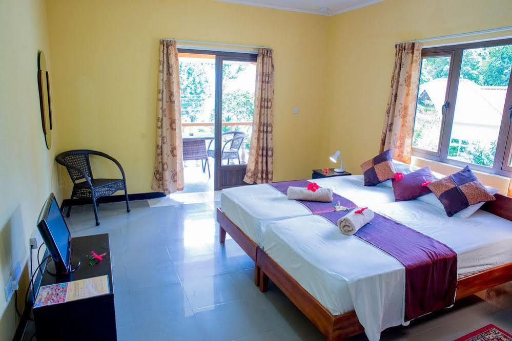 Georgina'S Cottage Beau Vallon  Exterior foto